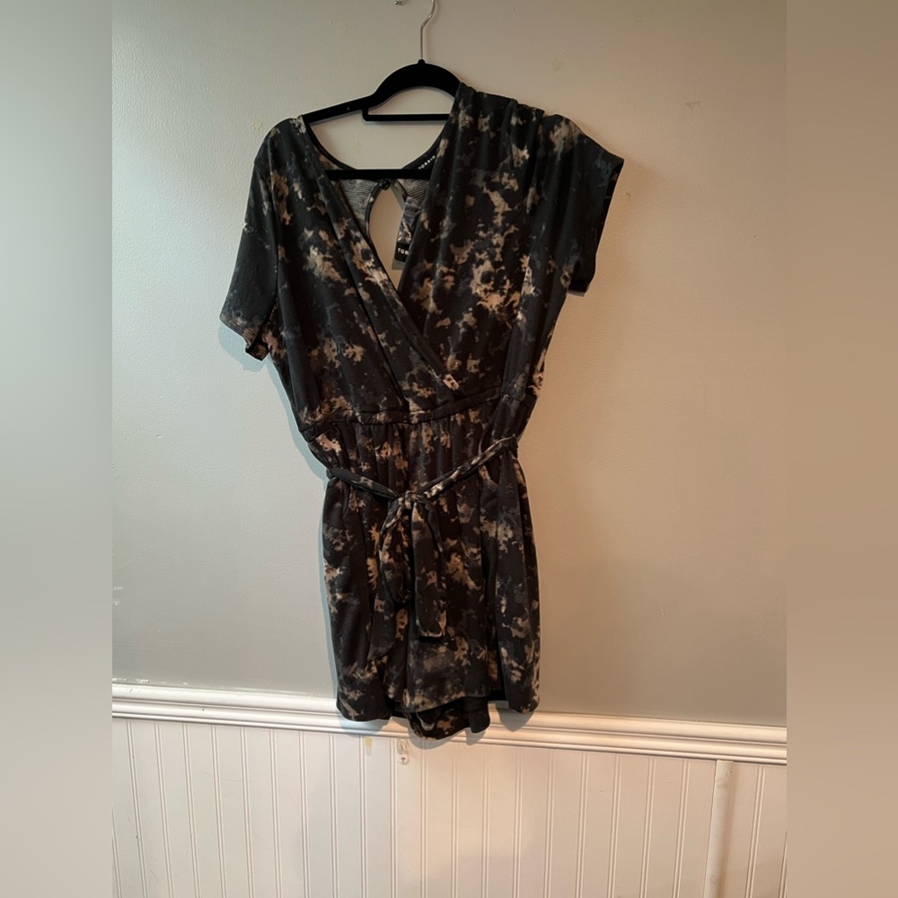 Torrid Size 1 Short Romper NWT
